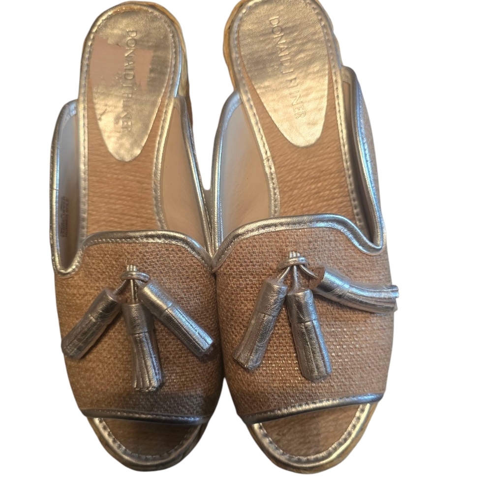 Donald J. Pliner Women's Tan and Silver Slip-On Loafers